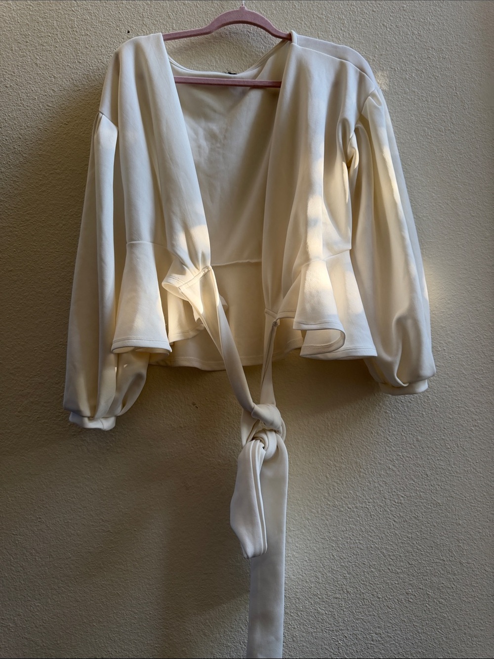 Women's white Tie-Front Wrap long sleeve